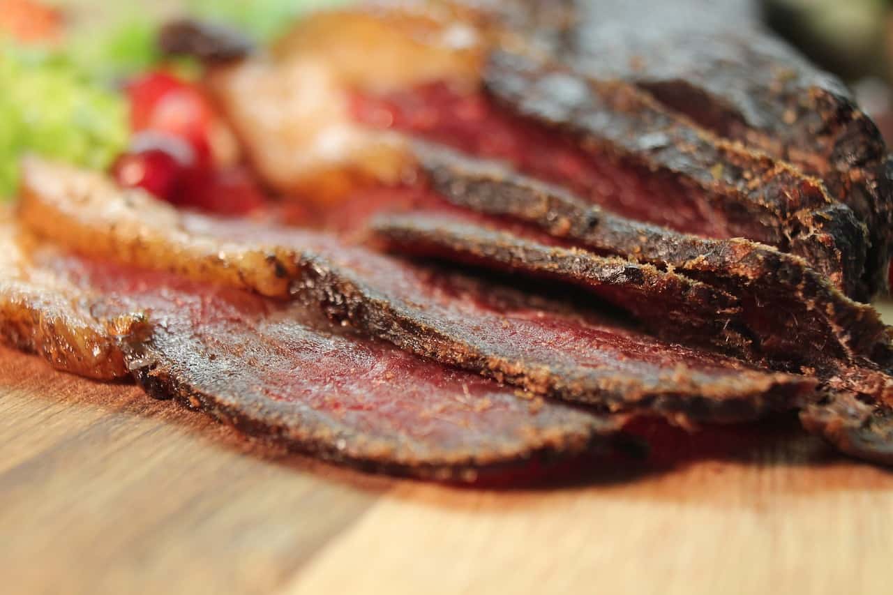 13 Best Beef Jerky For The Keto Diet